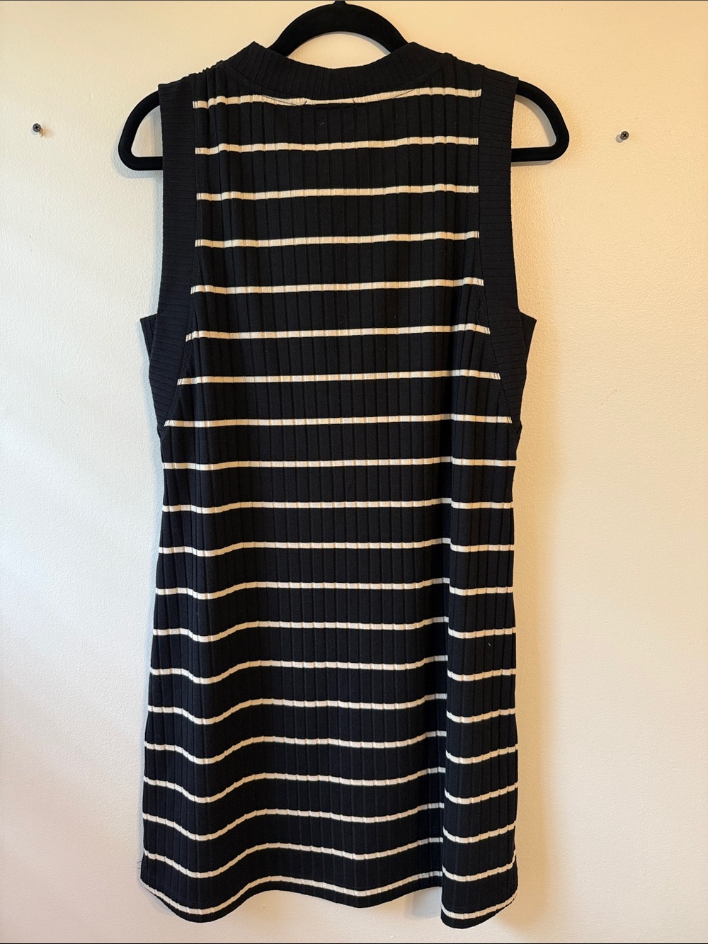 NWT Evereve lightweight casual striped tank dress, size M - Picture 2 of 6